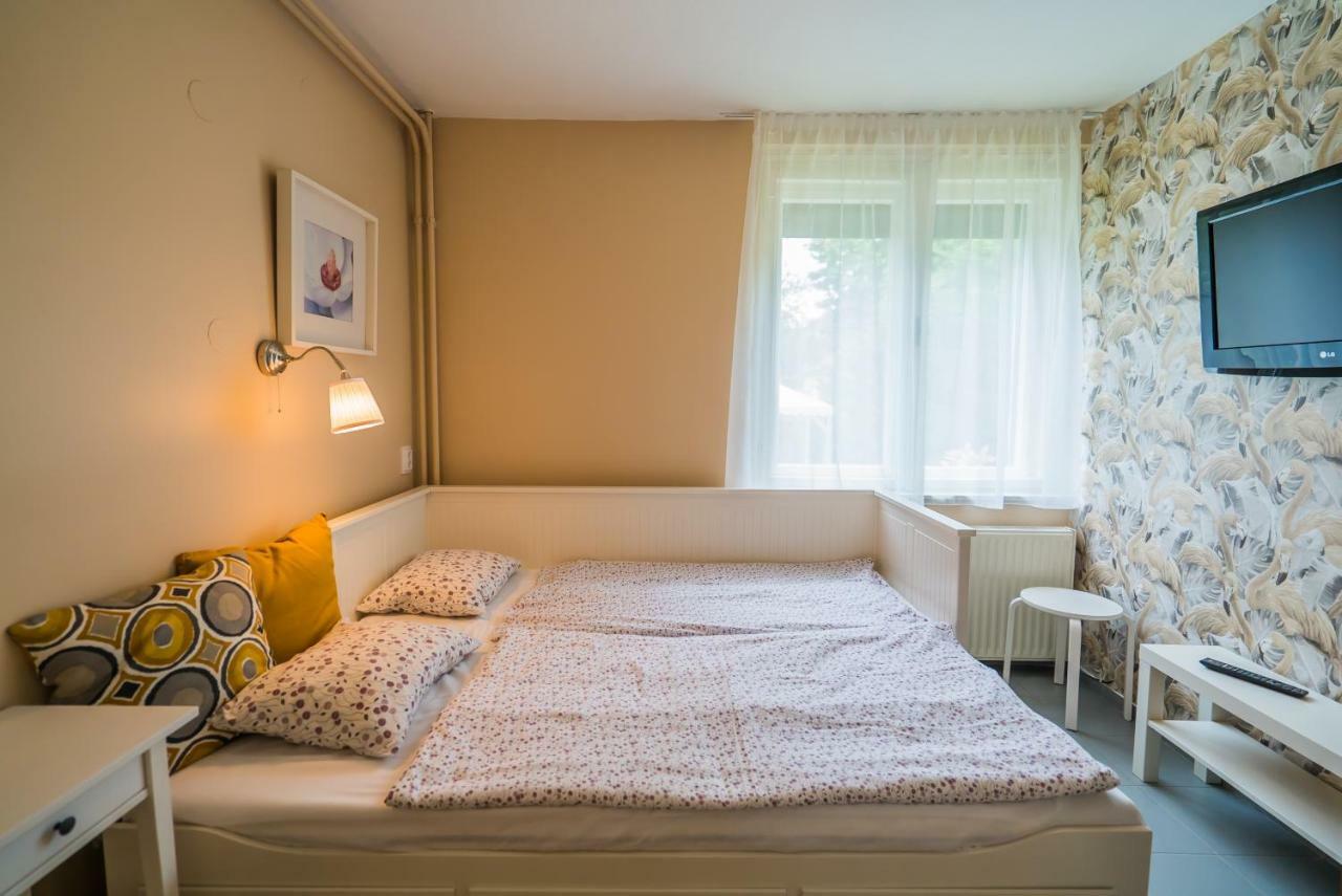 Villa Mária Vendégház Siófok Esterno foto